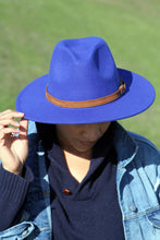 Load image into Gallery viewer, Blue / Pink Bottom