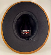 Load image into Gallery viewer, Khaki / Black Bottom